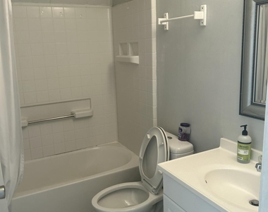 2289 Se Seamist Street - Photo Thumbnail 12