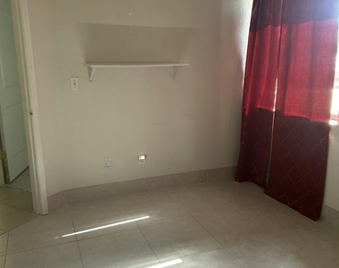 2289 Se Seamist Street - Photo Thumbnail 7
