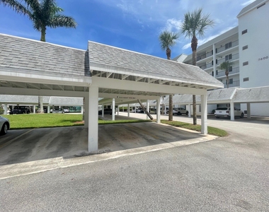 2400 S Ocean Drive - Photo Thumbnail 7