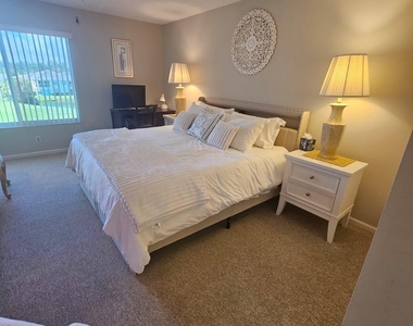 2400 S Ocean Drive - Photo Thumbnail 35