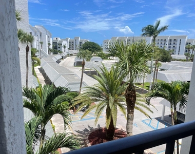 2400 S Ocean Drive - Photo Thumbnail 29