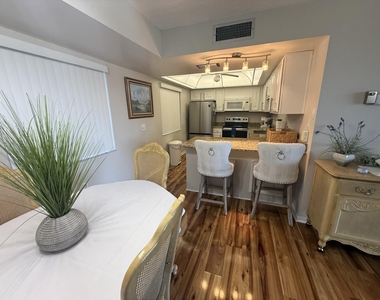 2400 S Ocean Drive - Photo Thumbnail 2