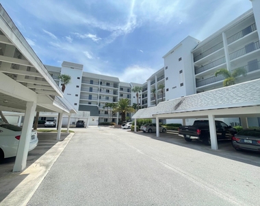 2400 S Ocean Drive - Photo Thumbnail 45