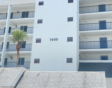 2400 S Ocean Drive - Photo Thumbnail 28