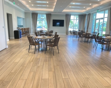 2400 S Ocean Drive - Photo Thumbnail 23