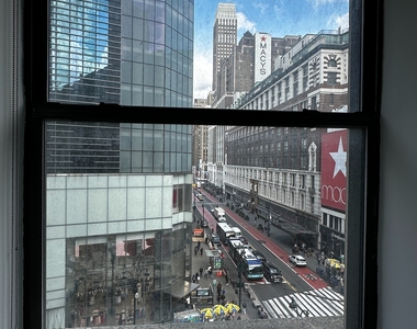 West 34th Street - Photo Thumbnail 5