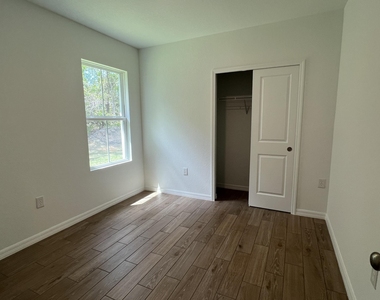 1782 Sw Bayshore Boulevard - Photo Thumbnail 11