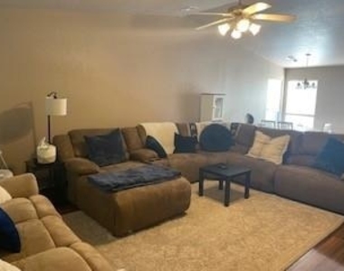 15616 Lilly Garden Lane - Photo Thumbnail 3