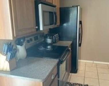 15616 Lilly Garden Lane - Photo Thumbnail 5