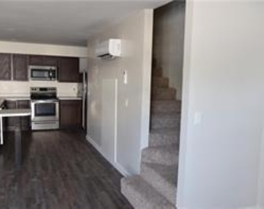 710 N State Street - Photo Thumbnail 4