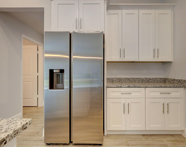 2352 Sw Plum Court - Photo Thumbnail 19