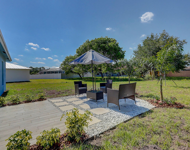 2352 Sw Plum Court - Photo Thumbnail 36