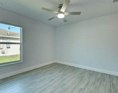 2352 Sw Plum Court - Photo Thumbnail 32