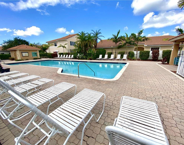 11135 Nw 46th Drive - Photo Thumbnail 14