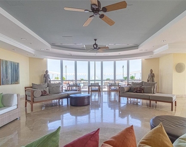 511 Se 5th Avenue - Photo Thumbnail 25