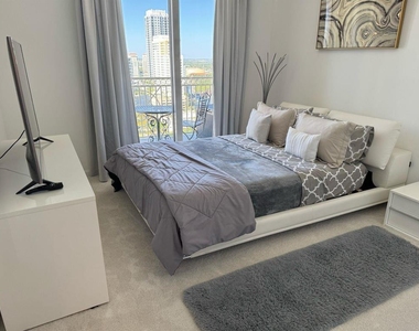 511 Se 5th Avenue - Photo Thumbnail 10