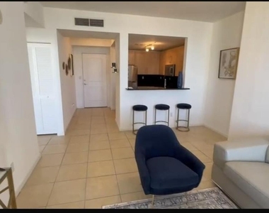 511 Se 5th Avenue - Photo Thumbnail 8