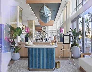 220 Lake Shore Drive - Photo Thumbnail 35