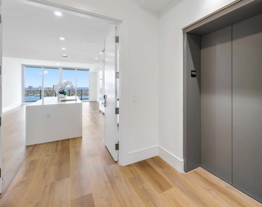 220 Lake Shore Drive - Photo Thumbnail 1