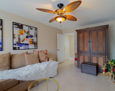 3887 Hamilton Key - Photo Thumbnail 8