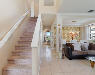 3887 Hamilton Key - Photo Thumbnail 2