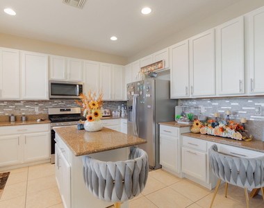 3887 Hamilton Key - Photo Thumbnail 23