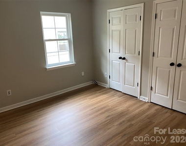 804 Matheson Avenue - Photo Thumbnail 12