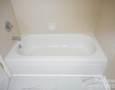 9329 Old Concord Road - Photo Thumbnail 12