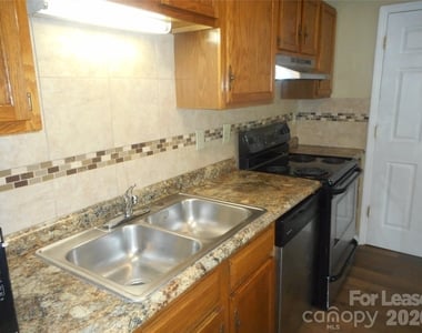 9329 Old Concord Road - Photo Thumbnail 5