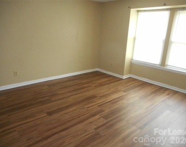 9329 Old Concord Road - Photo Thumbnail 13