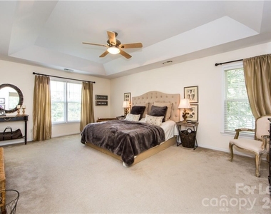 10378 Sutherby Drive - Photo Thumbnail 3