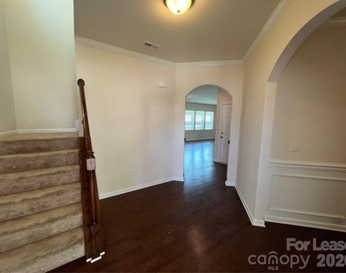 10374 Rutledge Ridge Drive - Photo Thumbnail 3
