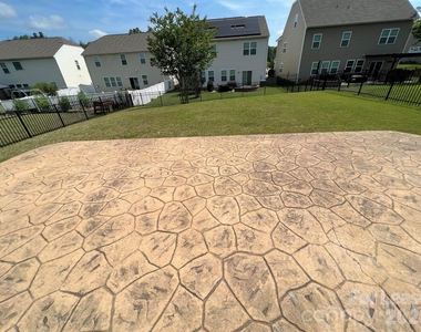 10374 Rutledge Ridge Drive - Photo Thumbnail 21