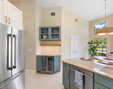 1106 Sand Drift Way - Photo Thumbnail 10