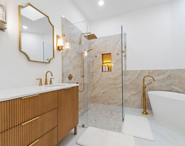 1106 Sand Drift Way - Photo Thumbnail 18