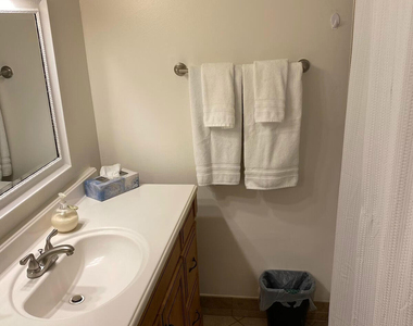 275 Palm Avenue - Photo Thumbnail 10