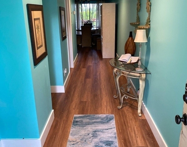 275 Palm Avenue - Photo Thumbnail 3