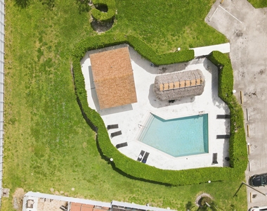 644 Ne 195th Street - Photo Thumbnail 2