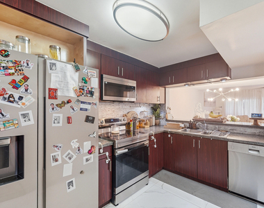 644 Ne 195th Street - Photo Thumbnail 7