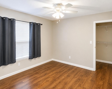 1740 Palm Cove Boulevard - Photo Thumbnail 13