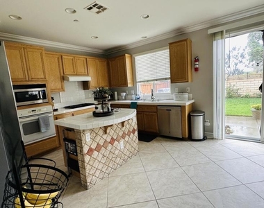 350 Huerta Street - Photo Thumbnail 12