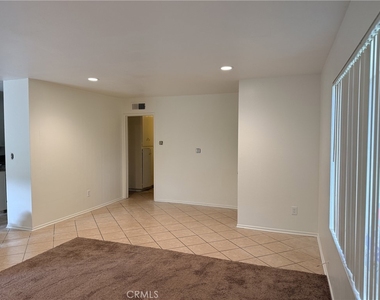 3030 Topaz Lane - Photo Thumbnail 3