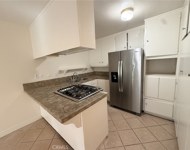 3030 Topaz Lane - Photo Thumbnail 4
