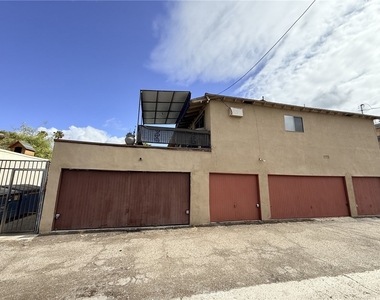 3030 Topaz Lane - Photo Thumbnail 11