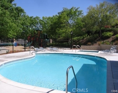 42093 Acacia Way - Photo Thumbnail 10