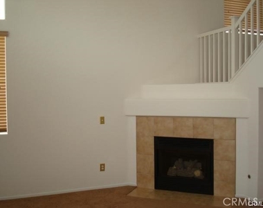42093 Acacia Way - Photo Thumbnail 2