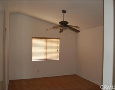 42093 Acacia Way - Photo Thumbnail 5