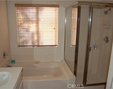 42093 Acacia Way - Photo Thumbnail 6
