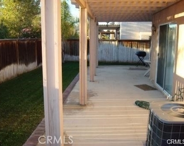 42093 Acacia Way - Photo Thumbnail 8