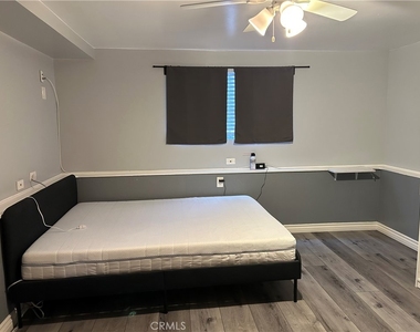 2126 Grandview - Photo Thumbnail 3
